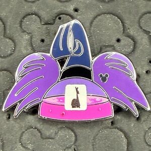 Disney parks 2025 Wave B: Ear Hats Emperor's New Groove Yzma trading pin